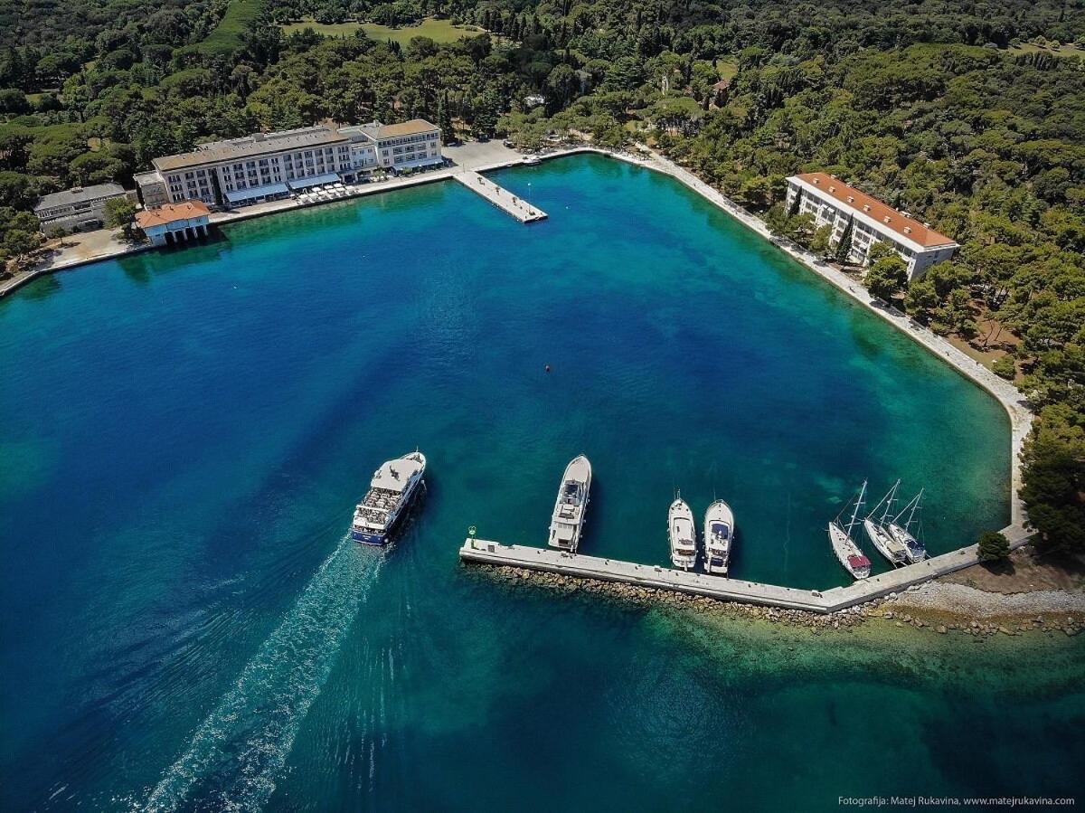 Appartamento Astraluxe Fažana Esterno foto